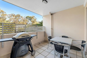 Shoal Bay Beach Apartments Unit 6 2 Shoal Bay Road